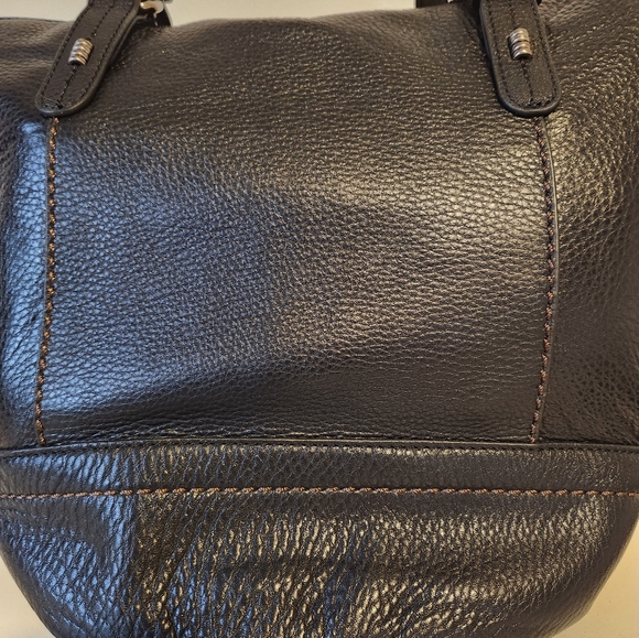 The Sack leather Tote - Picture 2 of 12